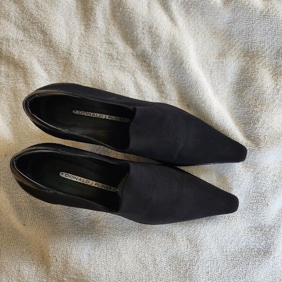 DONALD PLINER Loui Stretch Crepe Bootie Heels WOMEN'S Size 6.5 Pointed Toe Black - Picture 5 of 8